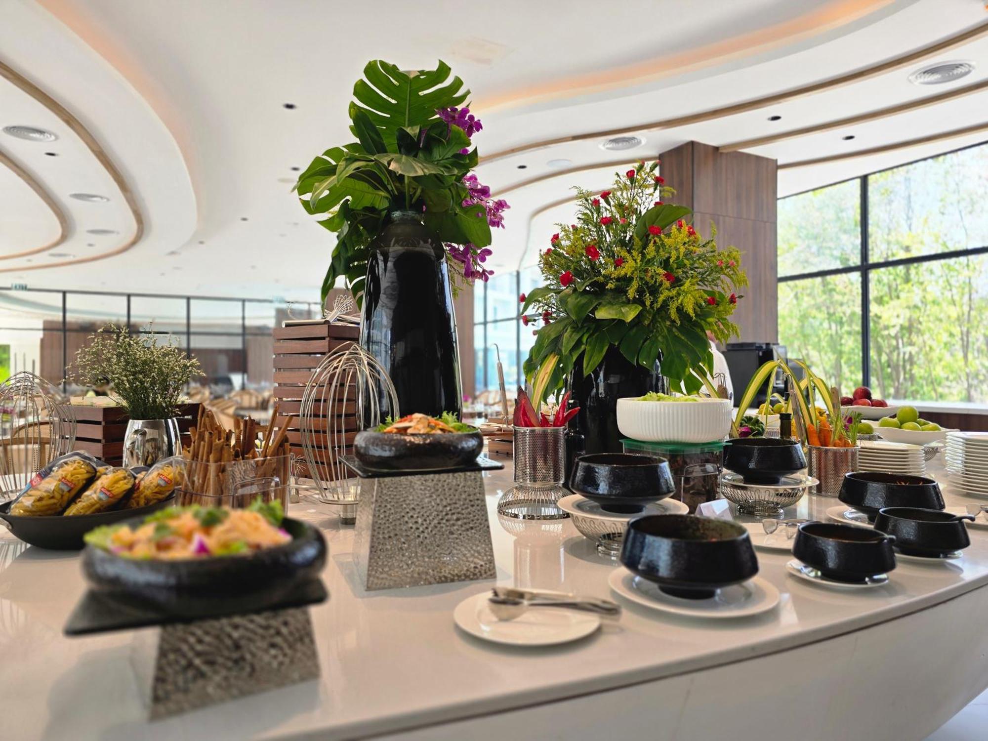 Laya Resort Phuket Island Layan-stranden Eksteriør bilde